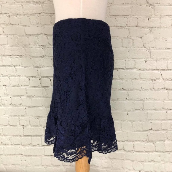 Draper James Tulip Lace Skirt Navy NWT Size 8 - Picture 6 of 12